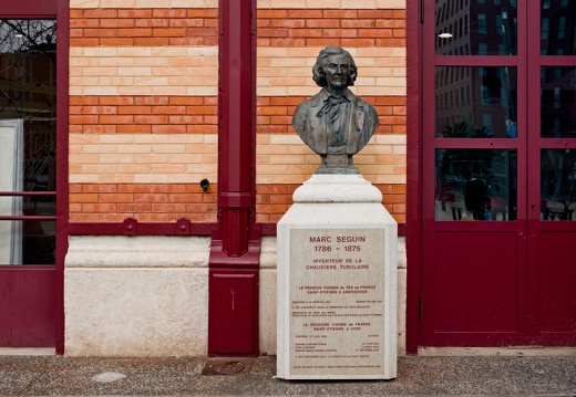Statue de Marc Seguin à Chateaucreux
